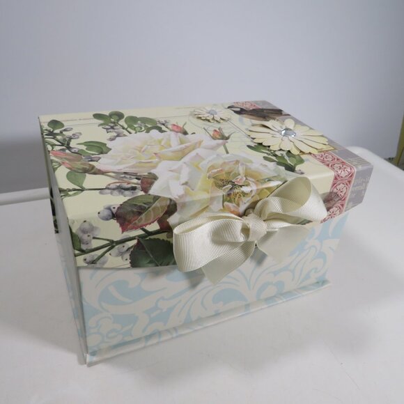 Gift Box White Roses Tina Higgs Design Magnetic Closure - Picture 1 of 12